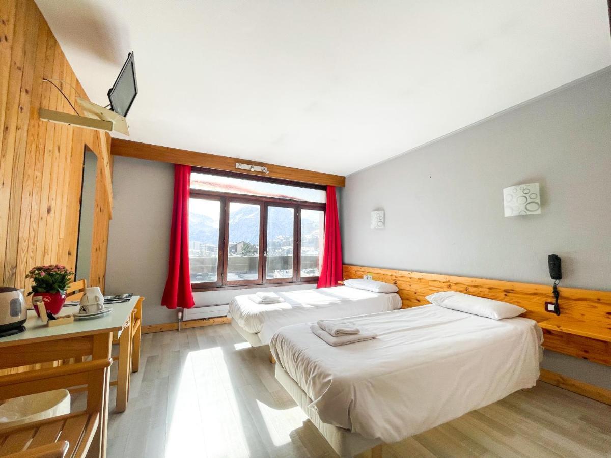 Atmosphere Hotel Les Deux Alpes Buitenkant foto