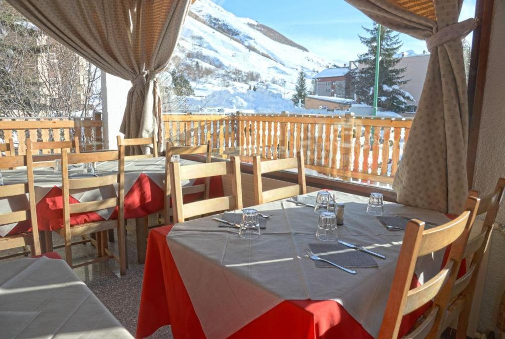 Atmosphere Hotel Les Deux Alpes Buitenkant foto