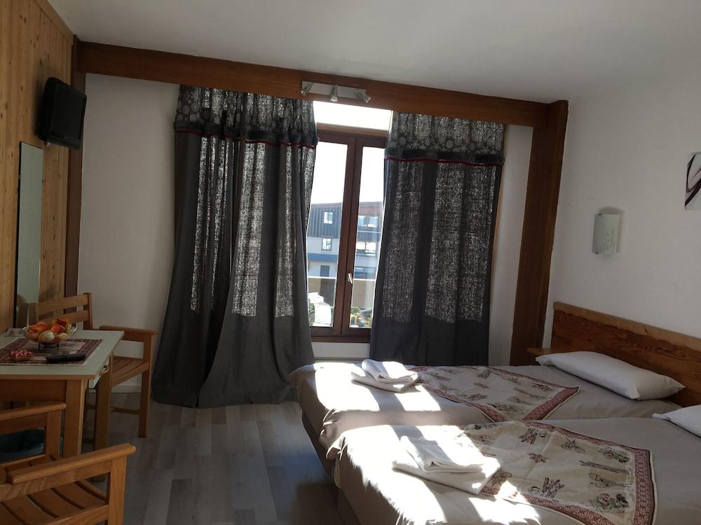 Atmosphere Hotel Les Deux Alpes Buitenkant foto