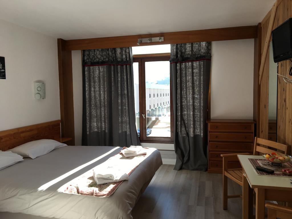 Atmosphere Hotel Les Deux Alpes Buitenkant foto